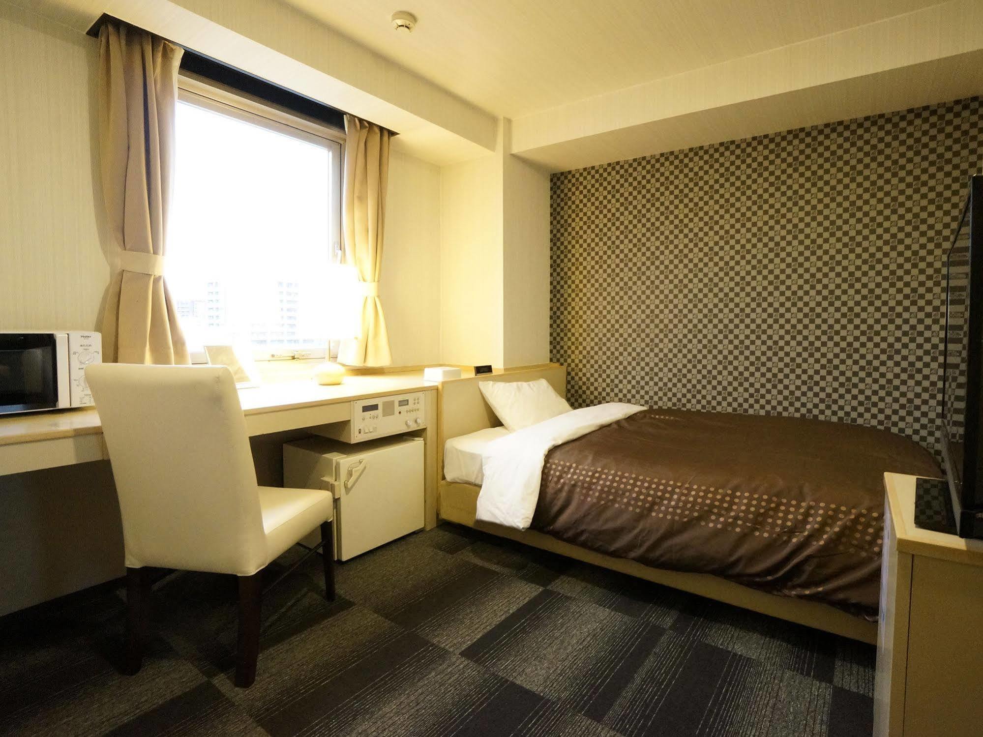 Livemax Kyoto Gojo Hotel Esterno foto
